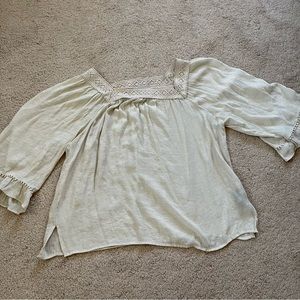 Zac & Rachel white creped blouse NWOT size large
